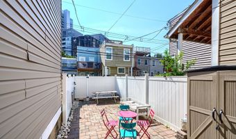 1319 RICHARDSON St, Baltimore, MD 21230