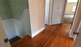 144 Woonsocket Hill Road Rd, North Smithfield, RI 02896