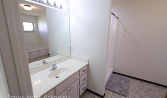 9 Piccadilly Ln, Bella Vista, AR 72714