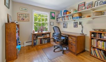 4 Spencer Rd, Hanover, NH 03755