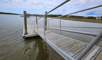 7919 Pelican Bay Dr, Awendaw, SC 29429
