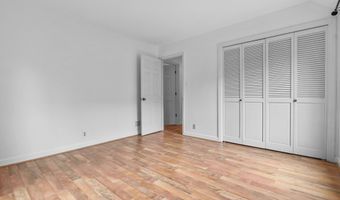 1811 Hobkirk Ct, Camden, SC 29020