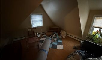 32 Hopkins Ter, Cumberland, RI 02864