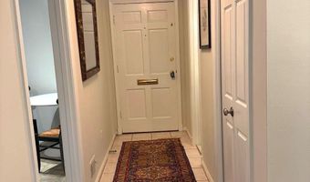 5103 SENTINEL Dr 33, Bethesda, MD 20816