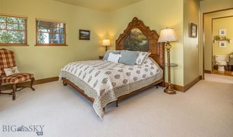 390 Hayrake Ln, Bozeman, MT 59715