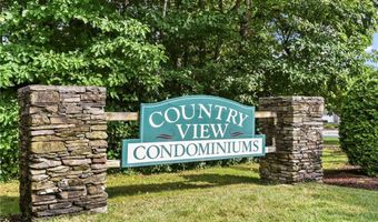 2 Gray Coach Ln 210, Cranston, RI 02921
