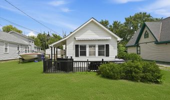23016 W Lakeview Ave, Antioch, IL 60002