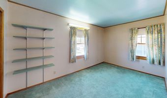 406 Giles Pl, Albert Lea, MN 56007