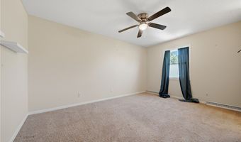 824 S Chillicothe Rd 2, Aurora, OH 44202
