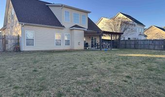 663 Flintrock Dr, Boiling Springs, SC 29316