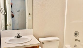 15 Pennine Ln, Bella Vista, AR 72714