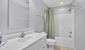 160 Adams Pointe Ct, Angier, NC 27501