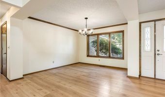 9 Boyce Ln, Bella Vista, AR 72715