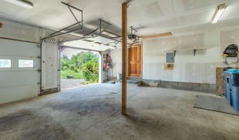 835 Ticehurst Rd, Brownington, VT 05860