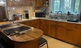3 George St, Amsterdam, NY 12010