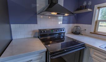 255 Lane 102 Crooked Lk, Angola, IN 46703