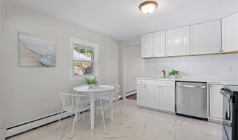 400 Schooner Ave, Jamestown, RI 02835