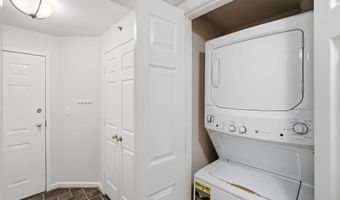 610 N WEST St N 105, Alexandria, VA 22314