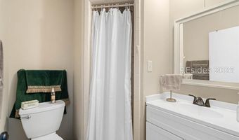 3 Marsh Harbor Dr 3E, Beaufort, SC 29907