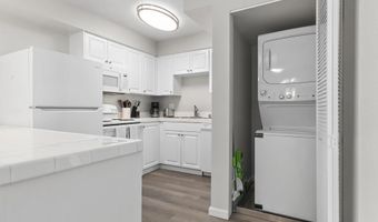 6955 Alvarado Rd 77, San Diego, CA 92120