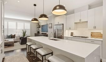 223 MONTGOMERY, Alexandria, VA 22314