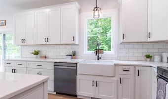 77 White Rock Hill Rd, Bow, NH 03304