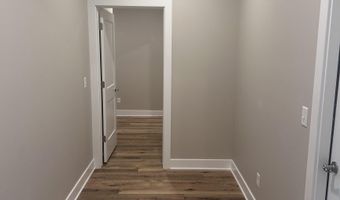 135 S Heritage Way, Andover, KS 67002