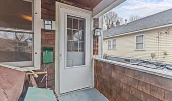 84 Charlotte St, Burlington, VT 05401