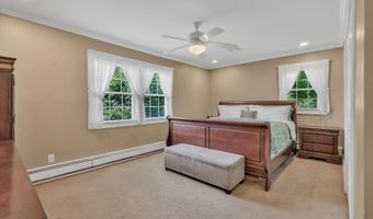 119 East Rd, Belford, NJ 07718