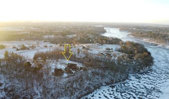3 A190 General Bragg Ct, Apple River, IL 61001