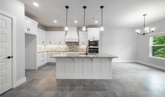 37 Brierfield Ln, Bella Vista, AR 72714
