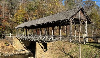 595 Rock Creek Ridge Rd, Bakersville, NC 28705