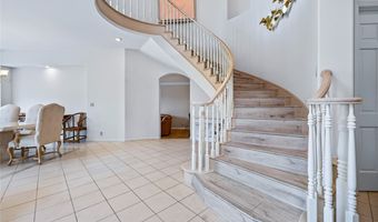 8188 Horseshoe Bend Ln, Las Vegas, NV 89113