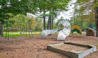 2 E F River Run Dr E/F, Bartlett, NH 03812