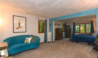 301 N Amherst Rd, Bedford, NH 03110