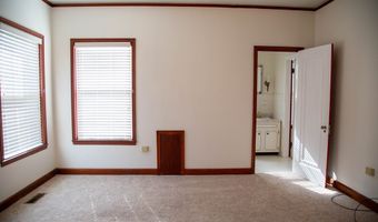 298 S Main St, Baxley, GA 31513
