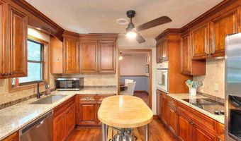 4915 MILLERS Trce, Peachtree Corners, GA 30096