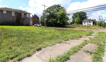 1344 Pennsylvania Ave, Steubenville, OH 43952