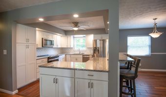 1803 Coffman St, Barboursville, WV 25504