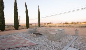 11875 Morning Star Rd, Apple Valley, CA 92308