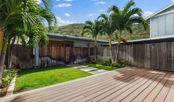 1172 Wainiha St A, Honolulu, HI 96825