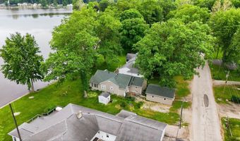 2948 E Skinner Lake N Dr, Albion, IN 46701
