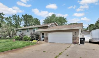15117 Yakima St NW, Anoka, MN 55303