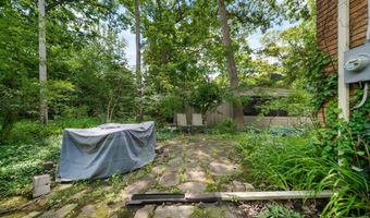 2125 Needham Rd, Ann Arbor, MI 48104