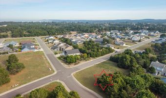 2847 SPINNAKER Dr SW, Bandon, OR 97411