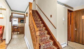1581 N Forest Rd, Amherst, NY 14221