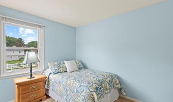 70 N FAIRFIELD Dr, Dover, DE 19901