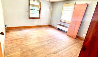 44 Coventry Rd, Bristol, CT 06010