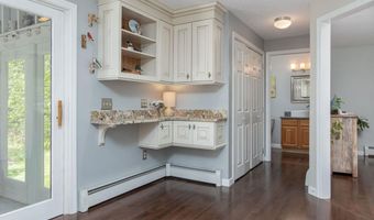 5 Heidi Ln, Bow, NH 03304