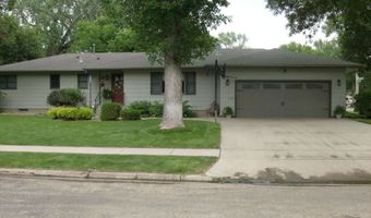 1899 Eisenhower Cir, Aberdeen, SD 57401